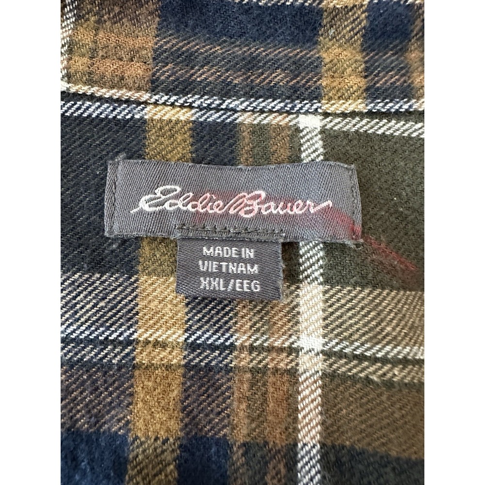 EDDIE BAUER Men Flannel Shirt 2XL Plaid Cozy Outdoor Classic Pocket Long Sleeve - Picture 3 of 8
